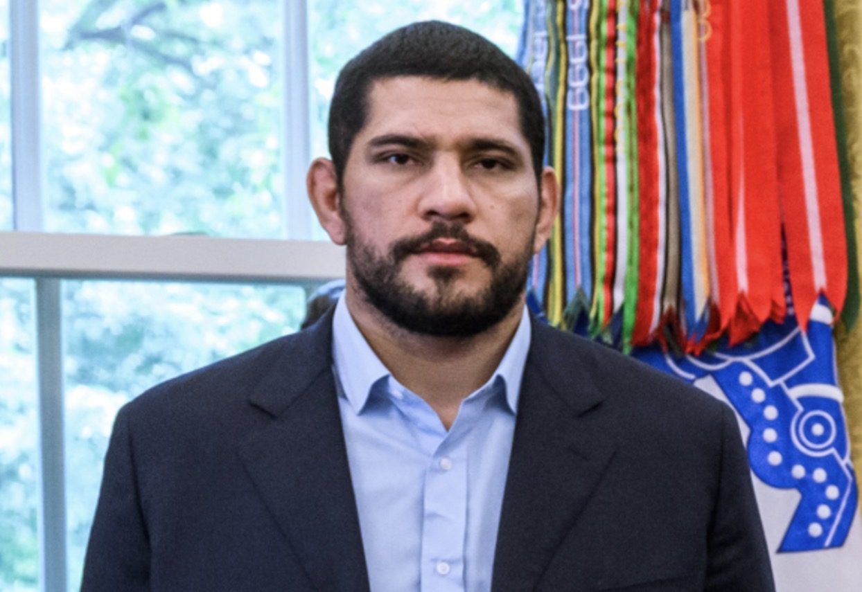 Alex Pereira